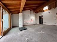 intera palazzina in vendita a Verbania in zona Intra