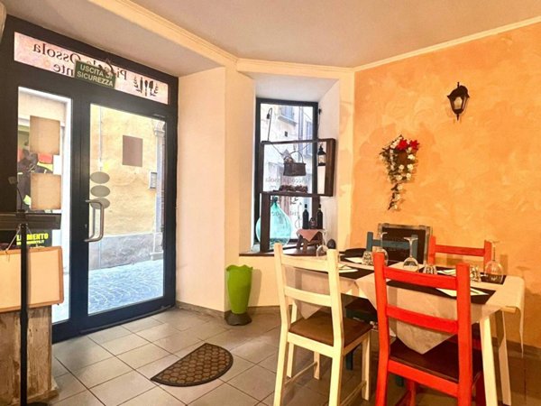 negozio in vendita a Verbania in zona Intra