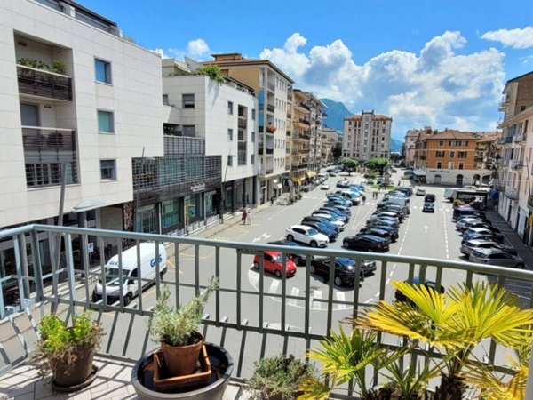 appartamento in vendita a Verbania in zona Intra