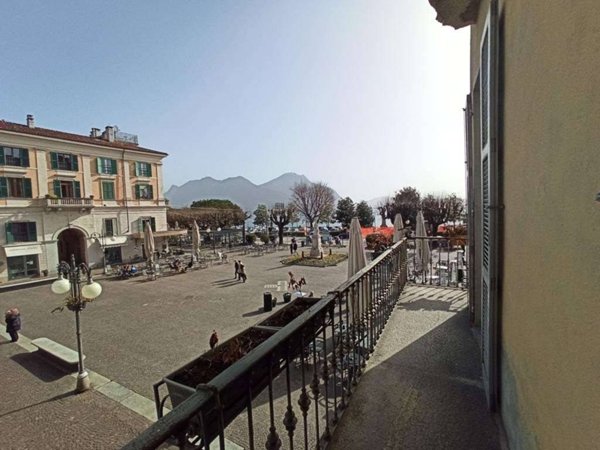 appartamento in vendita a Verbania in zona Intra