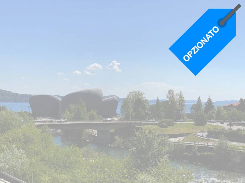 appartamento in vendita a Verbania in zona Intra