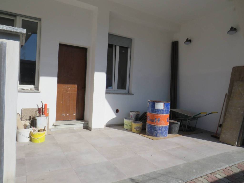 appartamento in vendita a Verbania in zona Monterosso
