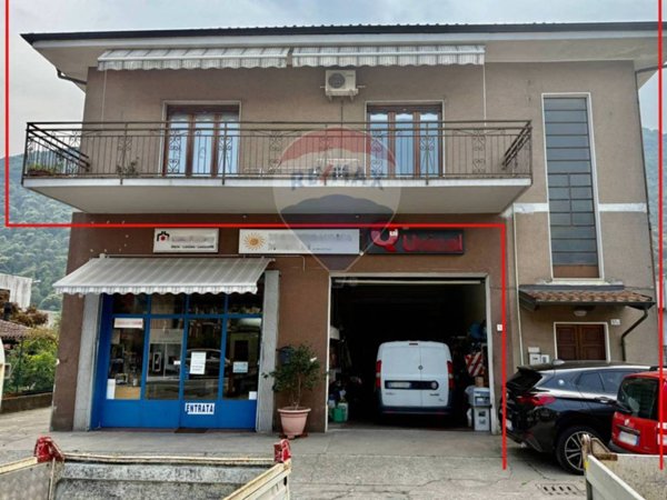 appartamento in vendita a Verbania in zona Trobaso
