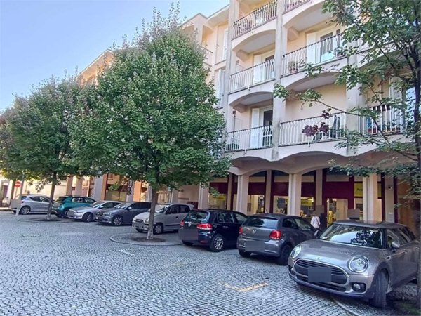 negozio in vendita a Verbania in zona Intra
