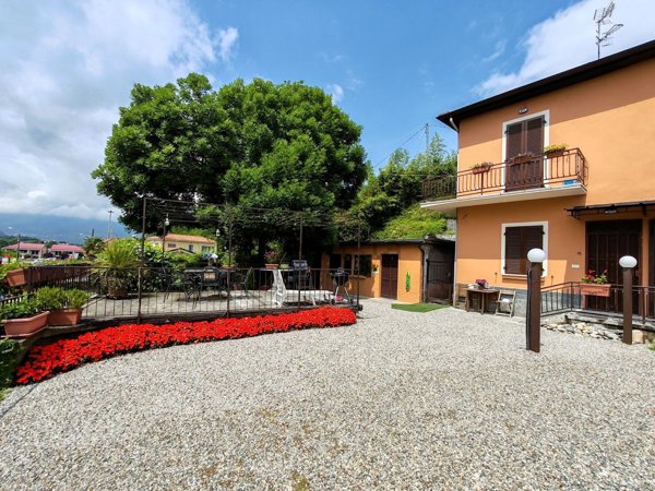 casa indipendente in vendita a Verbania in zona Fondotoce