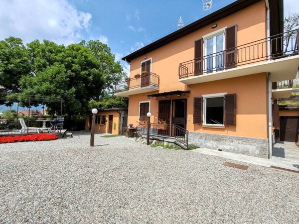 casa indipendente in vendita a Verbania in zona Fondotoce