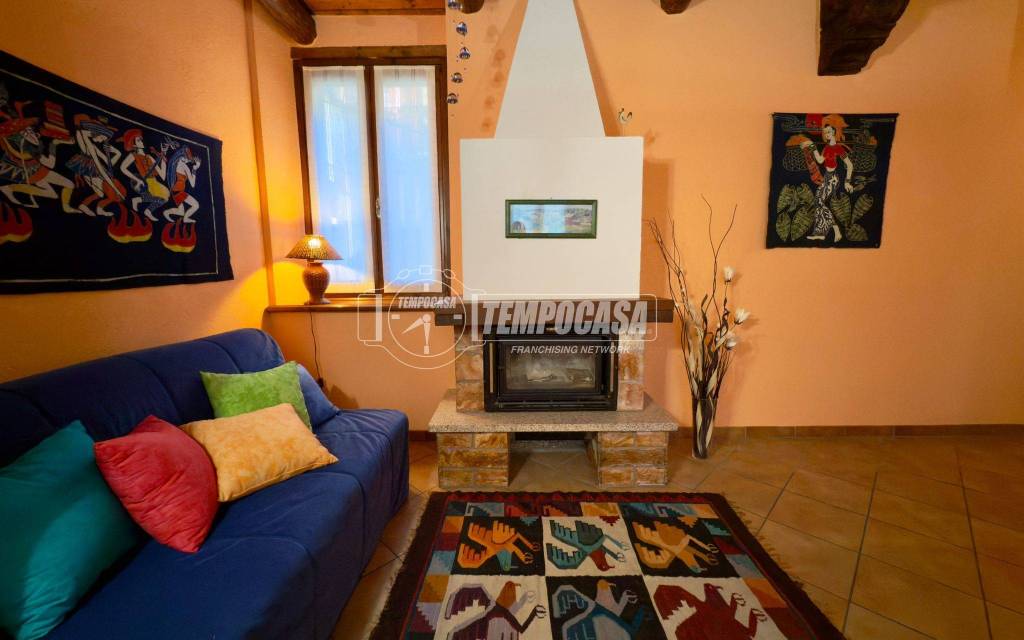 appartamento in vendita a Verbania in zona Intra