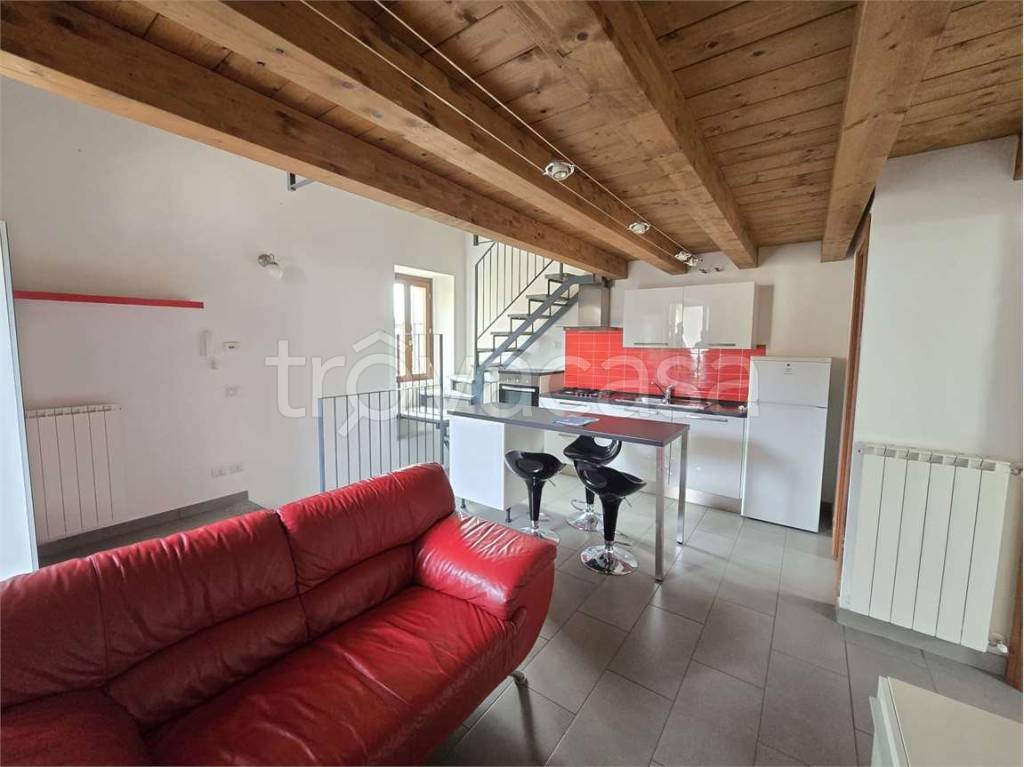 appartamento in vendita a Verbania in zona Possaccio