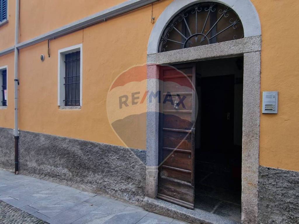 appartamento in vendita a Verbania in zona Pallanza