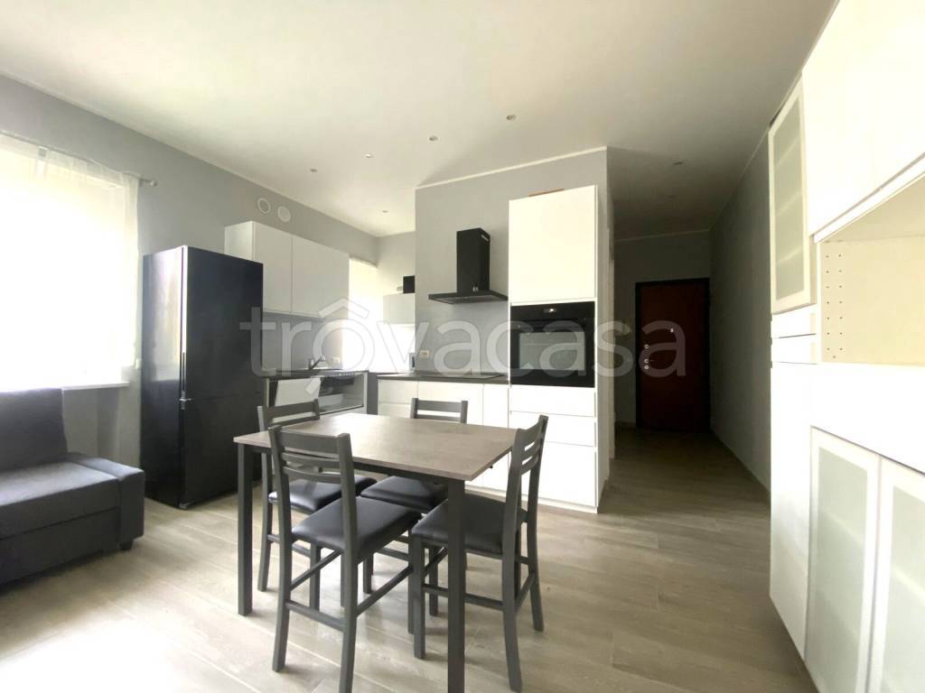 appartamento in vendita a Verbania in zona Castagnola