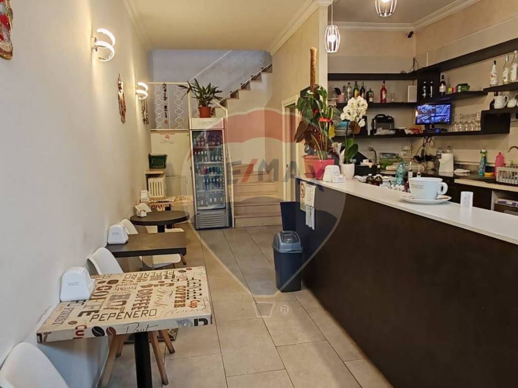 negozio in vendita a Verbania in zona Pallanza