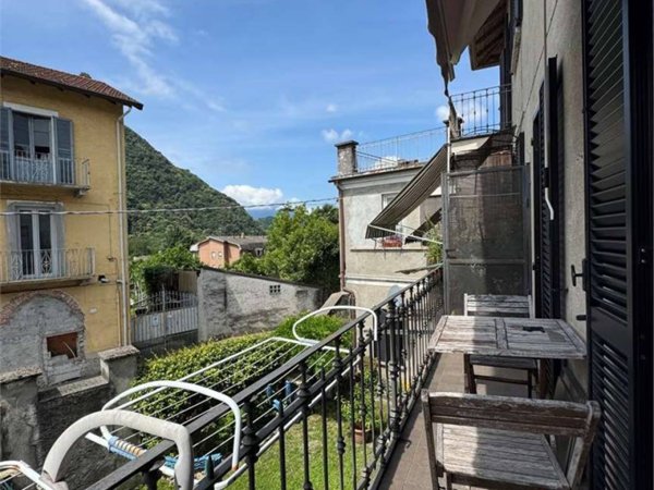appartamento in vendita a Verbania in zona Trobaso