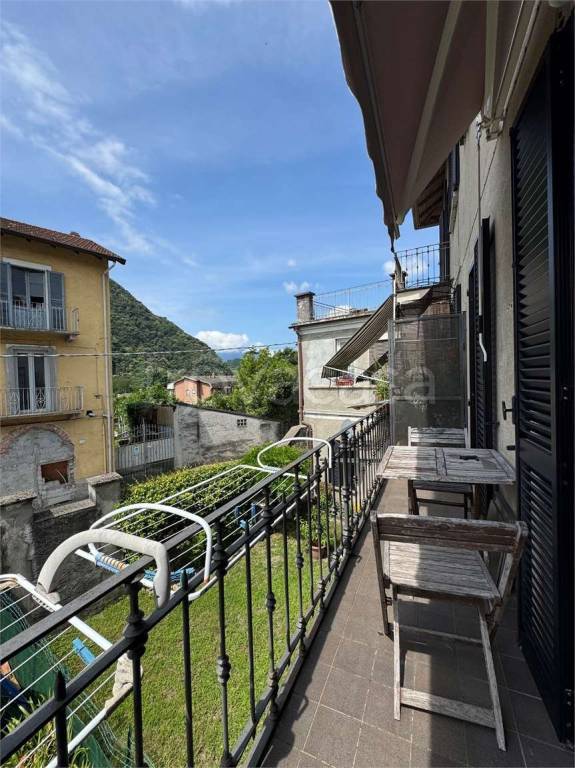 appartamento in vendita a Verbania in zona Trobaso