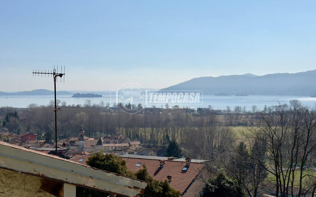 casa indipendente in vendita a Verbania in zona Fondotoce