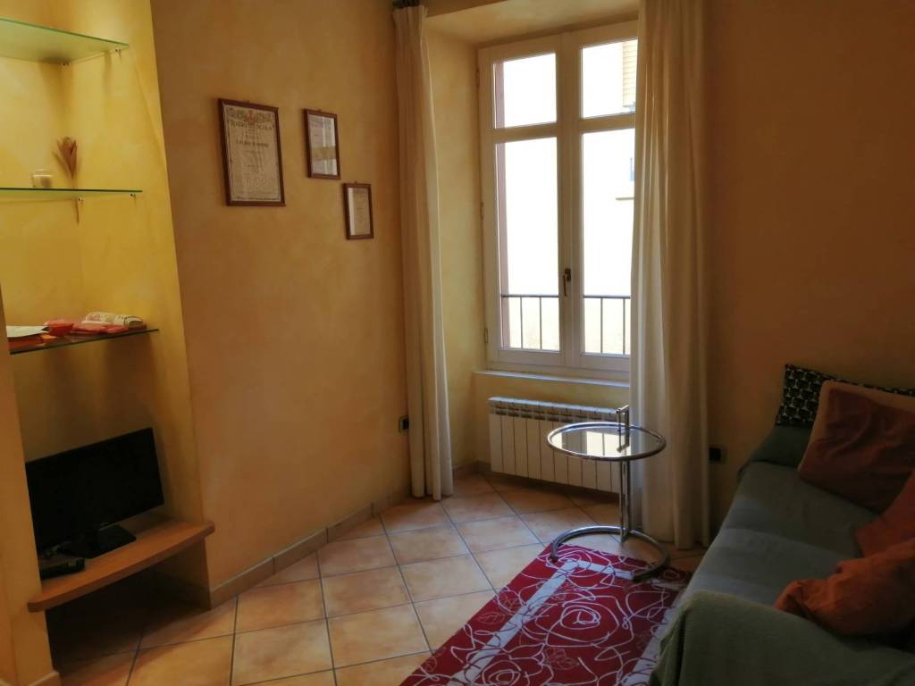 appartamento in vendita a Verbania in zona Intra