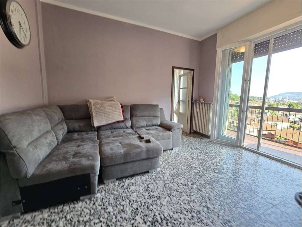 appartamento in vendita a Verbania in zona Intra