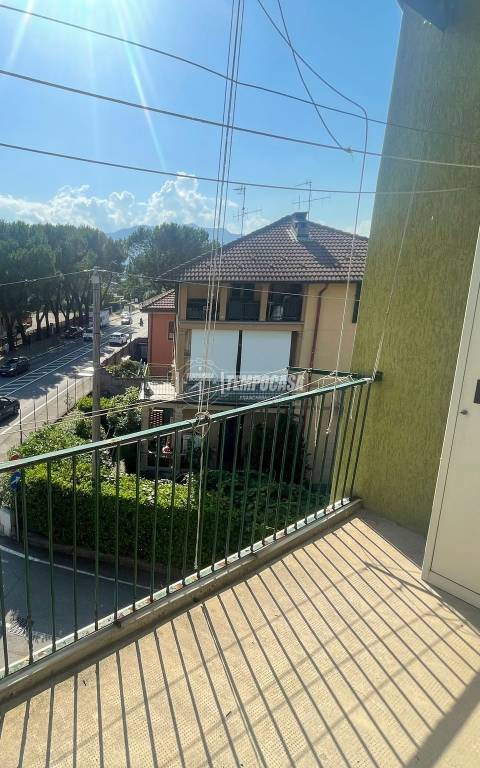 appartamento in vendita a Verbania in zona Suna