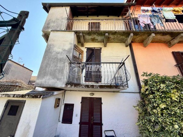 appartamento in vendita a Verbania in zona Intra