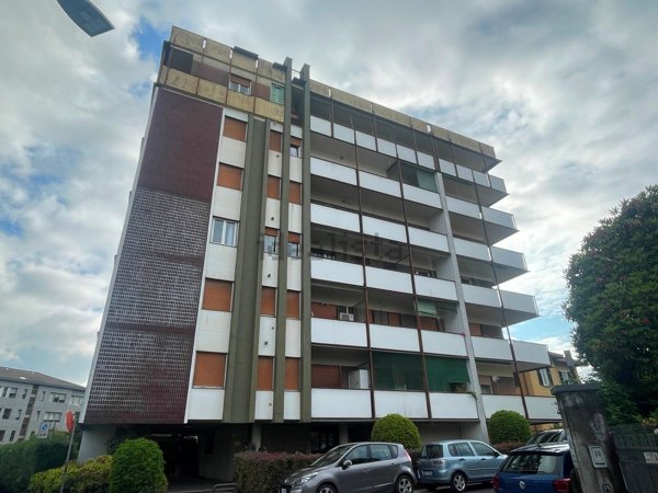 appartamento in vendita a Verbania in zona Pallanza