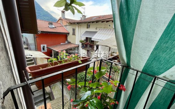 appartamento in vendita a Verbania in zona Intra