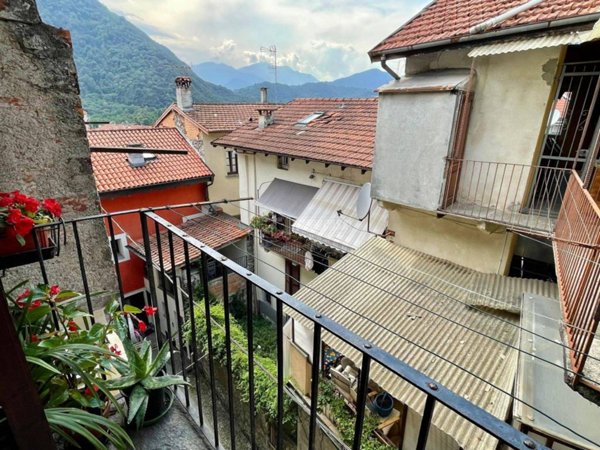 appartamento in vendita a Verbania in zona Intra