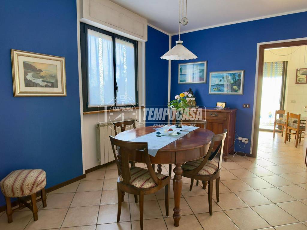 appartamento in vendita a Verbania in zona Intra