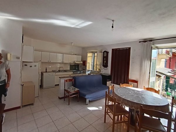 casa indipendente in vendita a Verbania in zona Suna