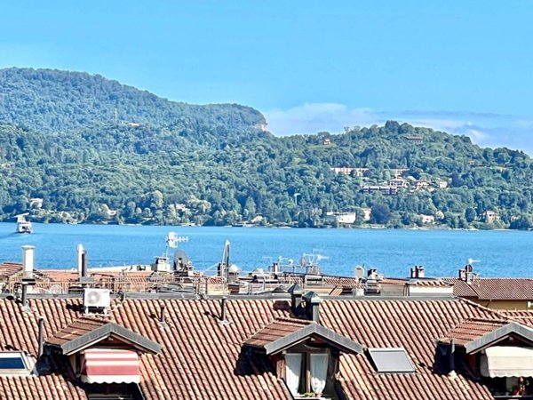 appartamento in vendita a Verbania in zona Intra