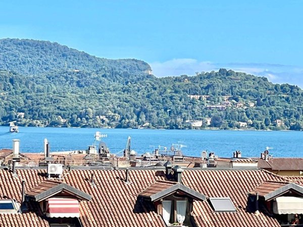appartamento in vendita a Verbania in zona Intra