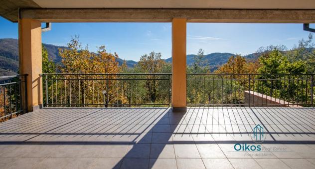 casa indipendente in vendita a Verbania in zona Monterosso