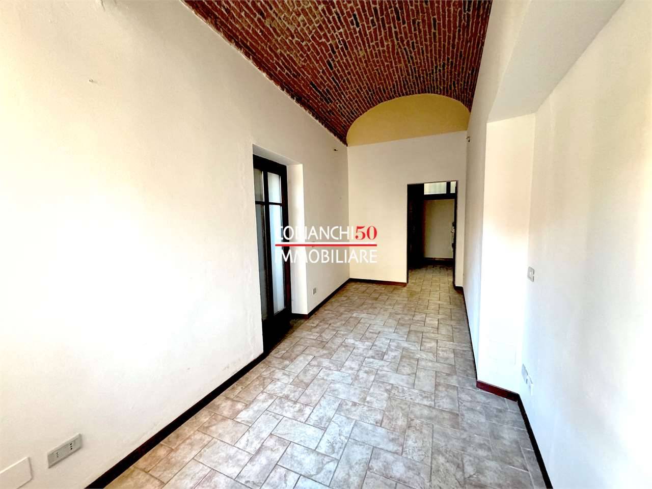 appartamento in vendita a Verbania in zona Intra