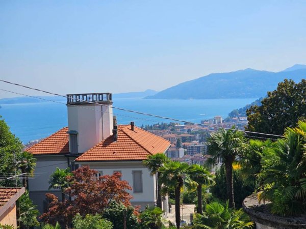 appartamento in vendita a Verbania in zona Intra