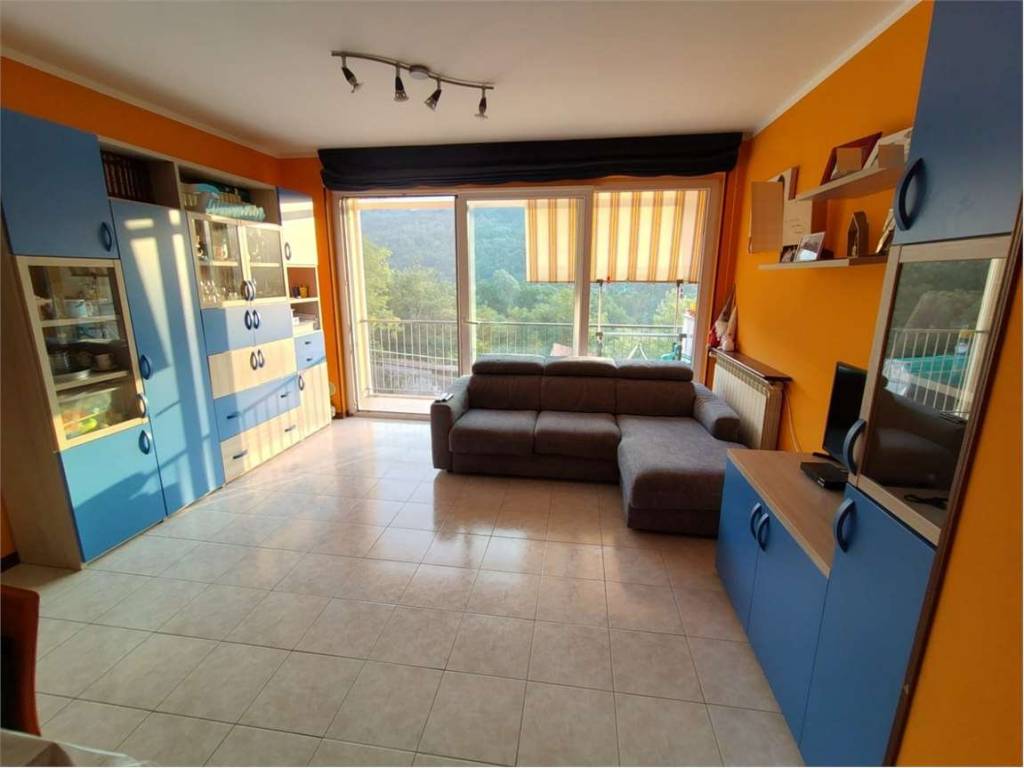 appartamento in vendita a Verbania in zona Trobaso