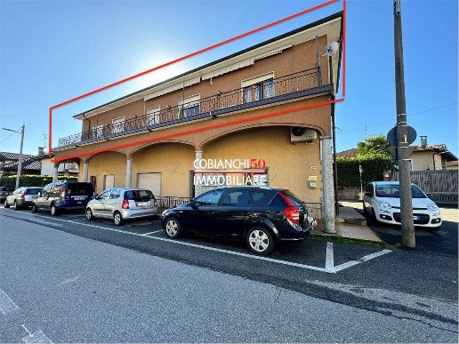 appartamento in vendita a Verbania in zona Intra