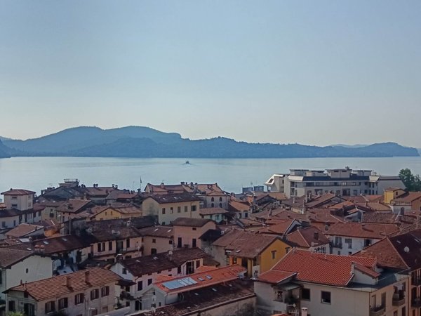 appartamento in vendita a Verbania in zona Intra