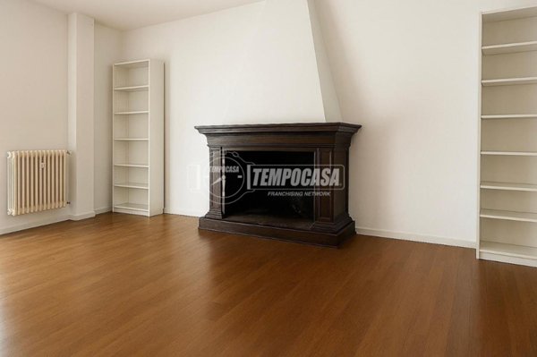 appartamento in vendita a Verbania in zona Intra