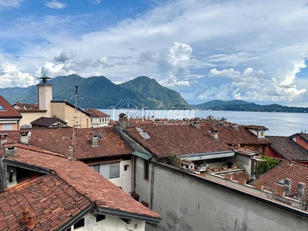 appartamento in vendita a Verbania in zona Intra