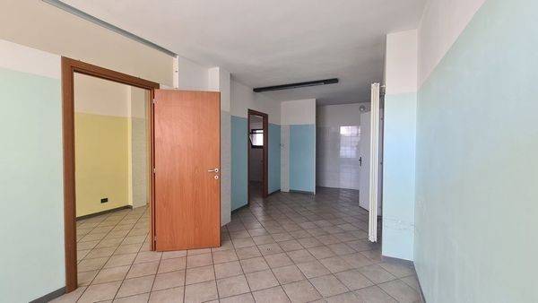 negozio in vendita a Verbania in zona Pallanza