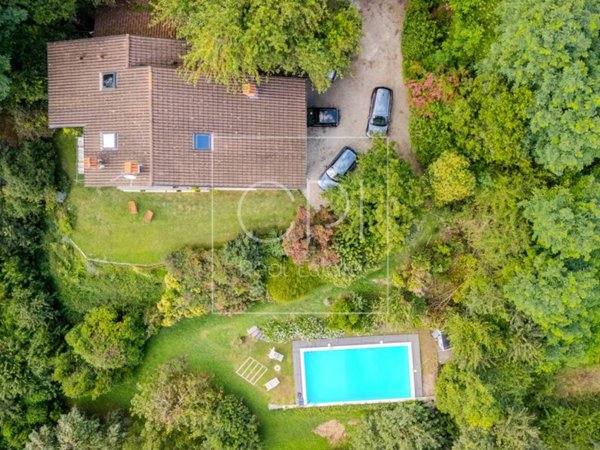 casa indipendente in vendita a Verbania in zona Suna