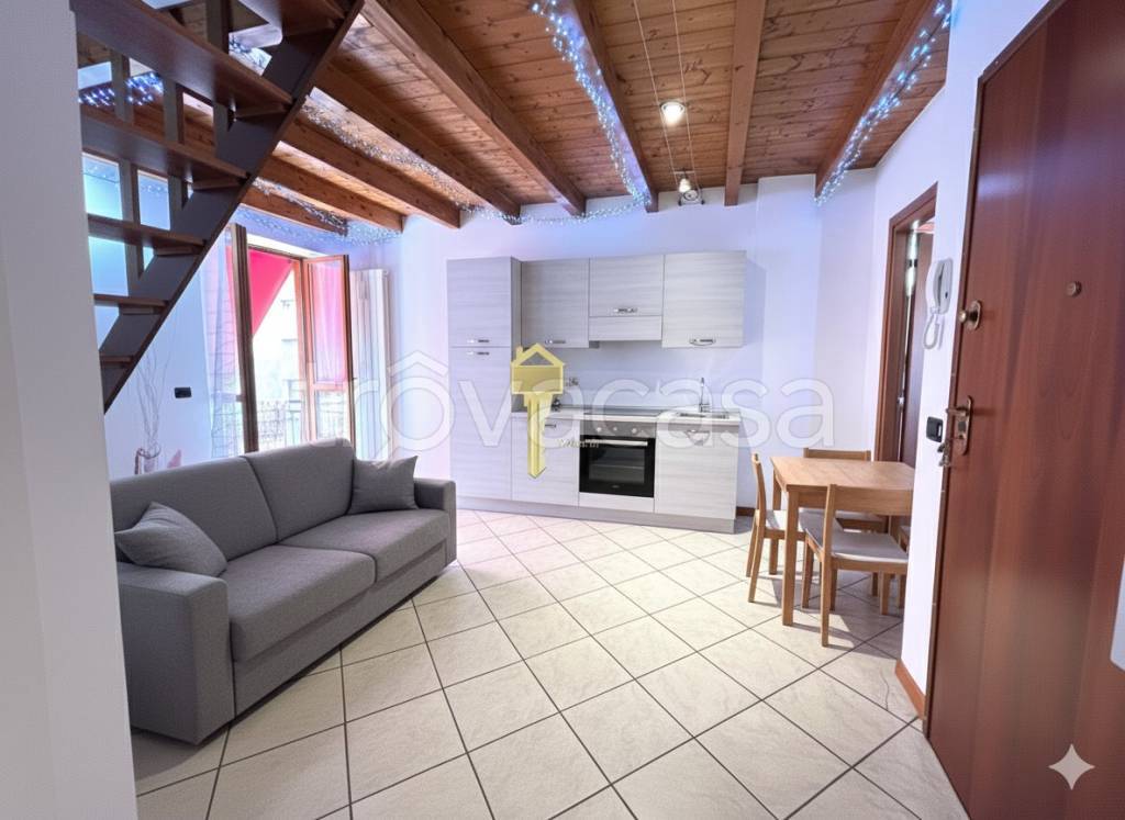 appartamento in vendita a Verbania in zona Intra