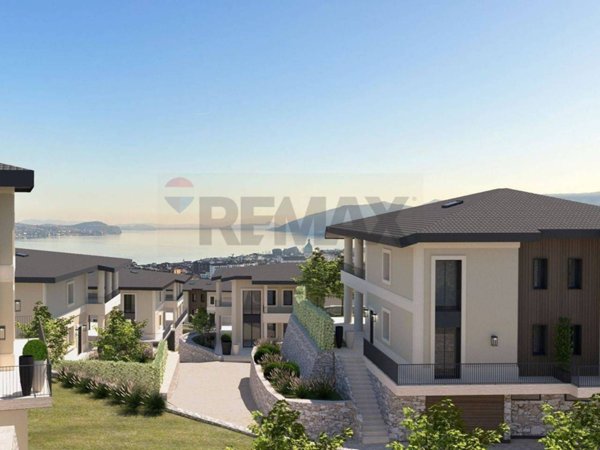 appartamento in vendita a Verbania in zona Zoverallo