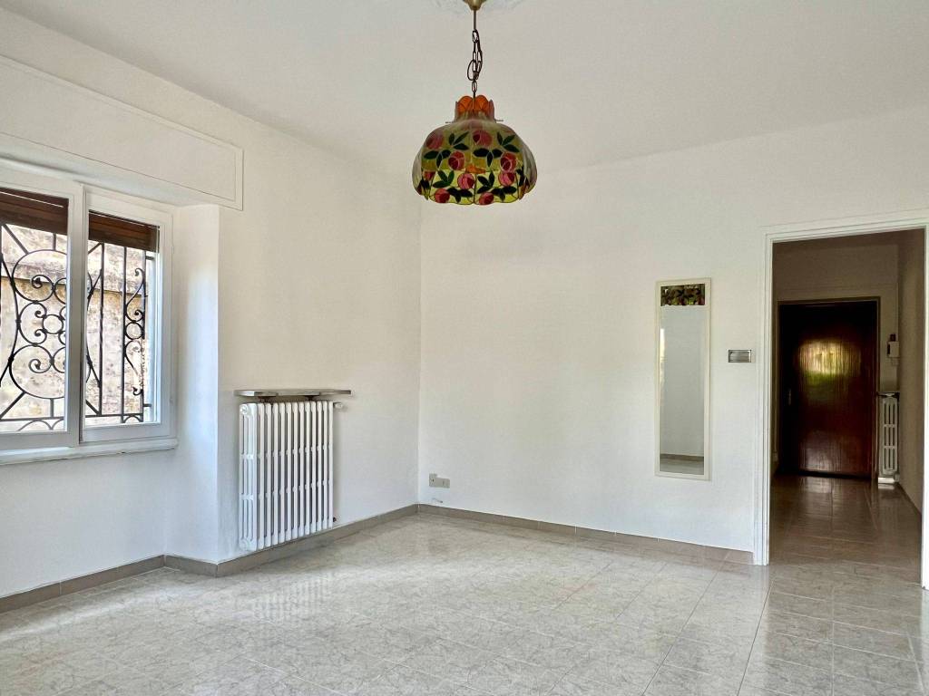 appartamento in vendita a Verbania in zona Intra