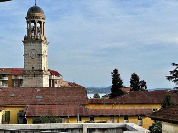 appartamento in vendita a Verbania in zona Intra