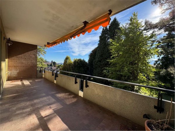 appartamento in vendita a Verbania in zona Intra