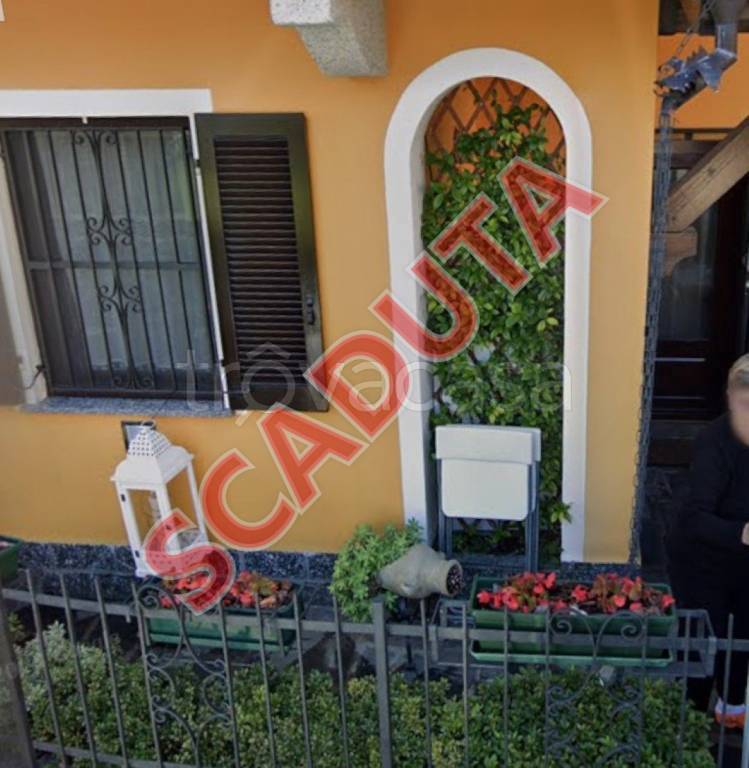 appartamento in vendita a Verbania in zona Fondotoce