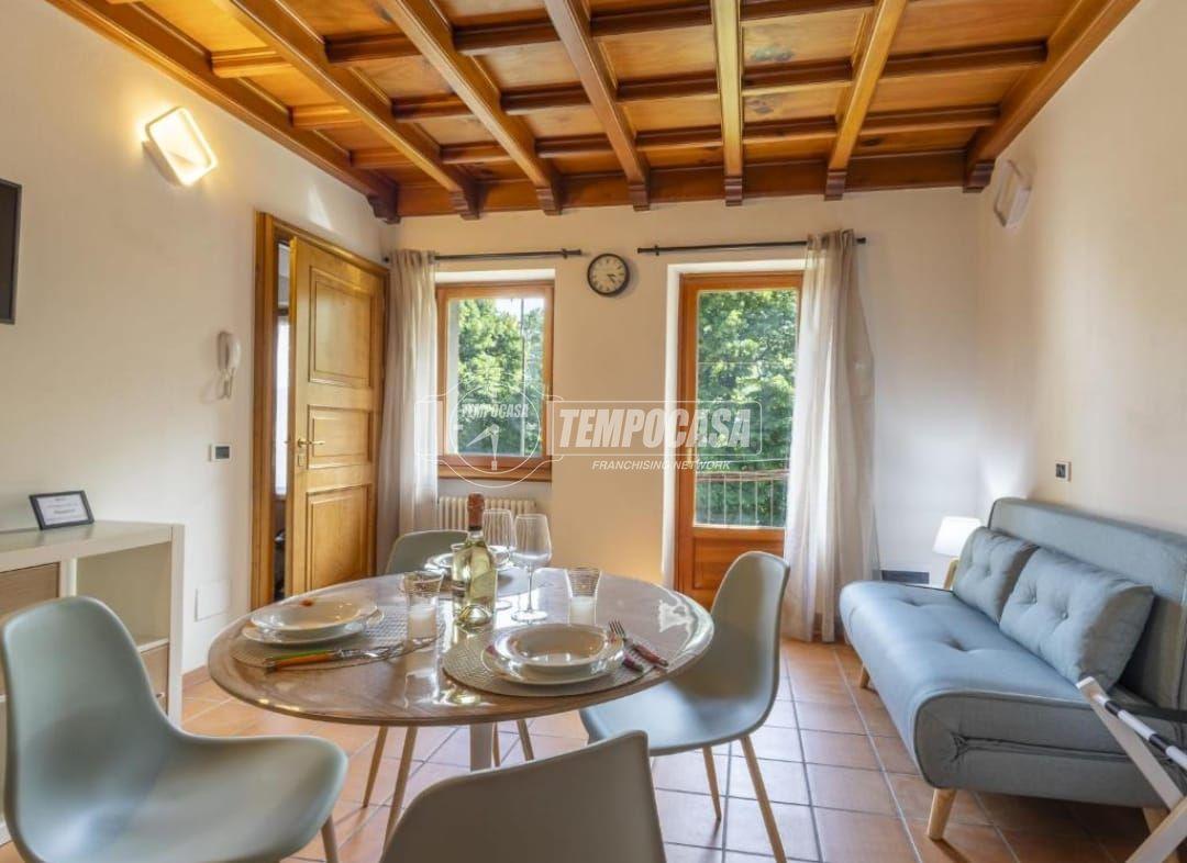 appartamento in vendita a Verbania in zona Intra