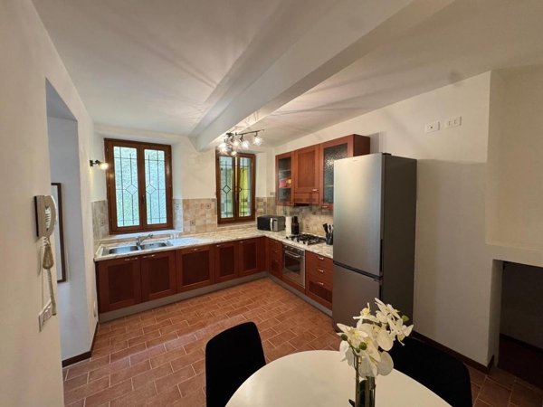 casa indipendente in vendita a Verbania in zona Intra