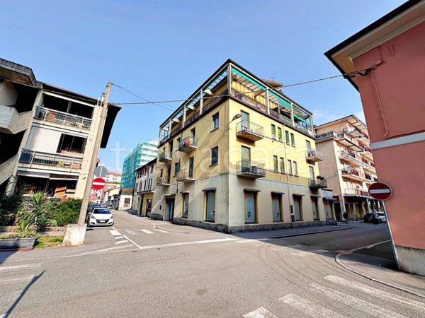 appartamento in vendita a Verbania in zona Intra