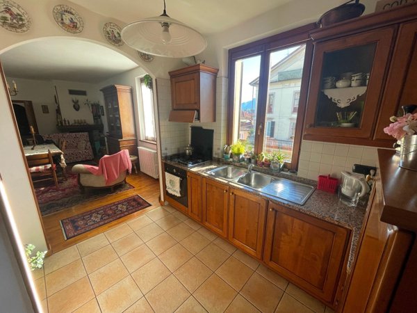 appartamento in vendita a Verbania in zona Intra