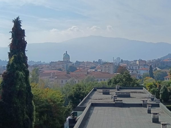 appartamento in vendita a Verbania in zona Intra